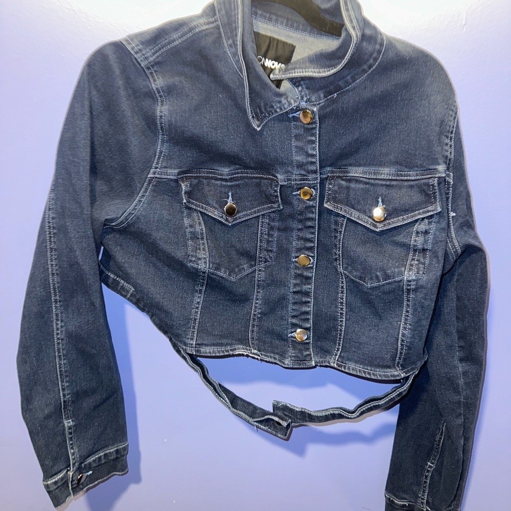 Stylish Blue Denim Crop Jacket and High-Waist Jeans Set - Picture 6 of 9